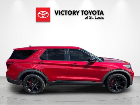 Used 2021 Ford Explorer ST w/ Equipment Group 401A AWD/4WD image 2