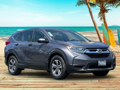 Used 2017 Honda CR-V LX image 6