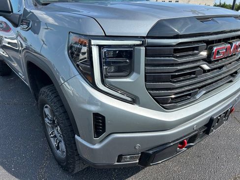 Used 2025 GMC Sierra 1500 AT4 AWD/4WD image 3