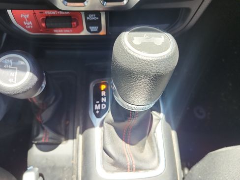 Used 2021 Jeep Wrangler Rubicon AWD/4WD image 28
