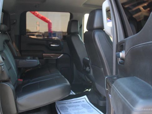 Used 2020 Chevrolet Silverado 1500 LT Trail Boss w/ Midnight Edition image 10