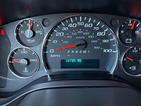 Used 2023 Chevrolet Express 2500 w/ Driver Convenience Package image 20