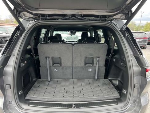New 2026 Jeep Grand Cherokee L Limited AWD/4WD image 12