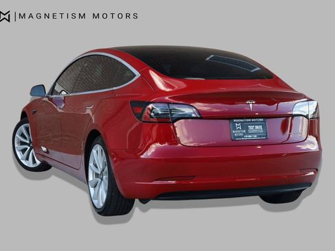 Used 2018 Tesla Model 3 Long Range AWD/4WD image 7