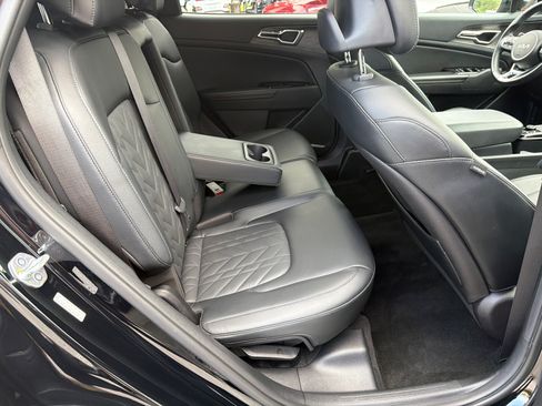 Used 2023 Kia Sportage X-Line w/ X-Line Premium Package AWD/4WD image 16