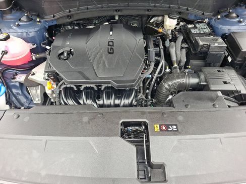 Certified 2025 Hyundai Tucson SE image 28