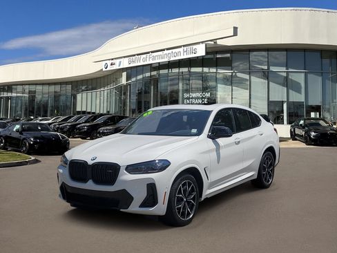 Used 2025 BMW X4 M40i w/ Premium Package AWD/4WD image 1