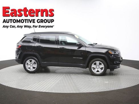 Used 2022 Jeep Compass Latitude w/ Convenience Group AWD/4WD image 46