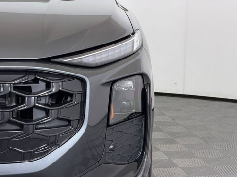 New 2026 Audi Q3 quattro 2.0T AWD/4WD image 11