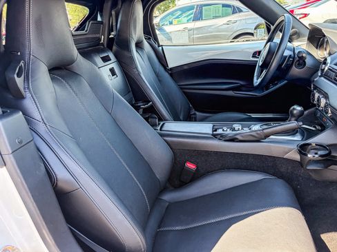 Used 2022 MAZDA MX-5 Miata Grand Touring RWD image 15