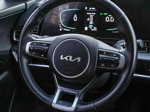 Certified 2023 Kia Sportage X-Line image 9