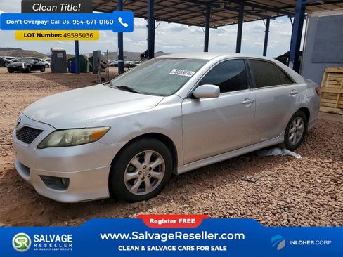 Used 2011 Toyota Camry SE w/ Fleet Convenience Pkg image 1