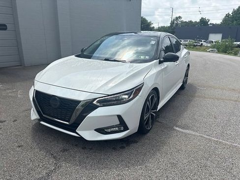 Used 2022 Nissan Sentra SR w/ SR Premium Package FWD image 29