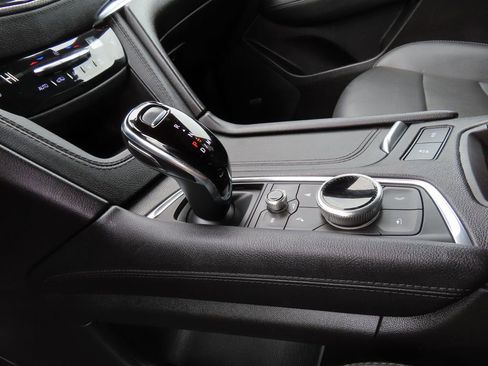 Certified 2023 Cadillac XT5 Premium Luxury AWD/4WD image 19