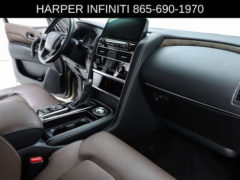 Used 2024 INFINITI QX80 Premium Select w/ Cargo Package image 35