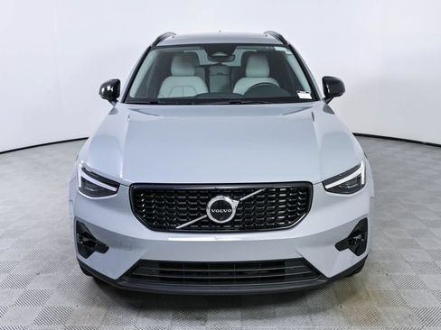 Certified 2026 Volvo XC40 B5 Plus AWD/4WD image 36