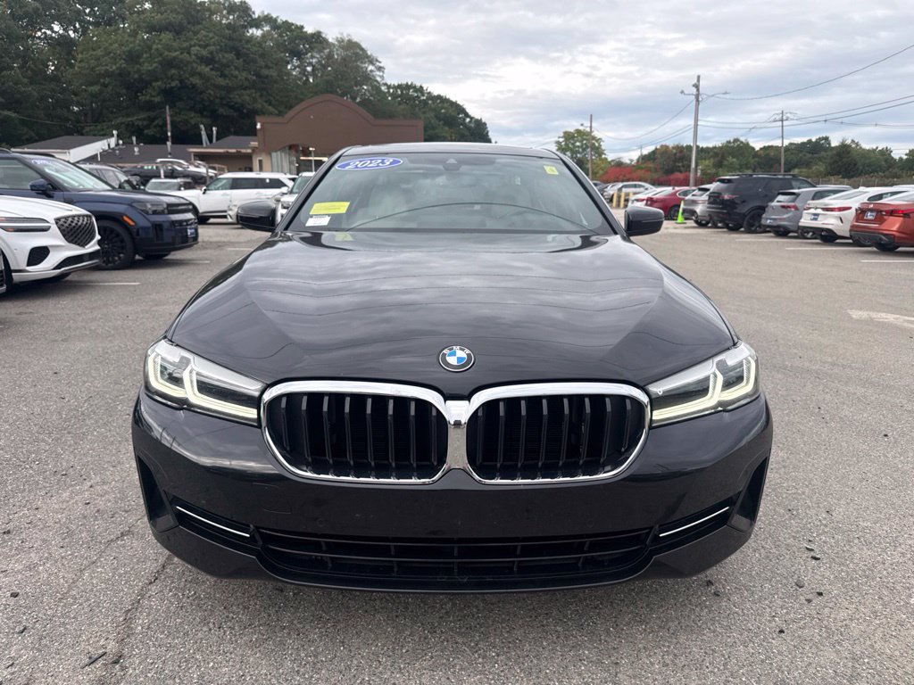 Used 2023 BMW 540i xDrive w/ Executive Package AWD/4WD image 3