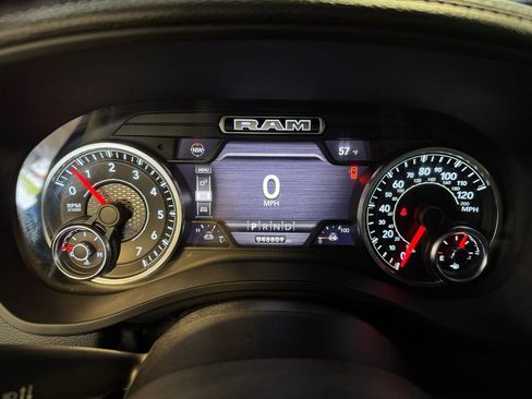 Used 2021 RAM 1500 Laramie w/ Sport Appearance Package AWD/4WD image 16
