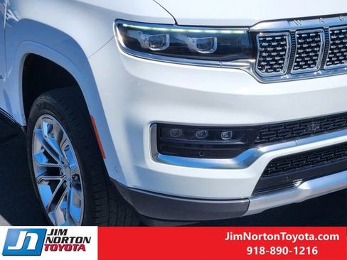 Used 2022 Jeep Grand Wagoneer Series II image 9