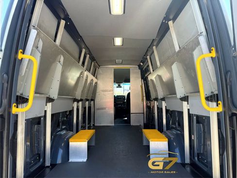 Used 2019 Mercedes-Benz Sprinter 170 image 11