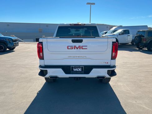 Certified 2025 GMC Sierra 1500 AT4 image 5