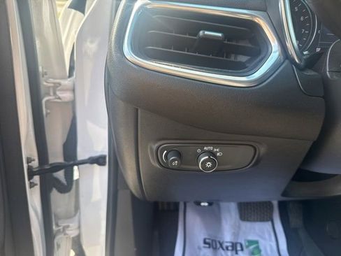 Certified 2023 Chevrolet Equinox LT FWD image 11