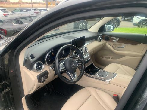 Used 2020 Mercedes-Benz GLC 300 image 10