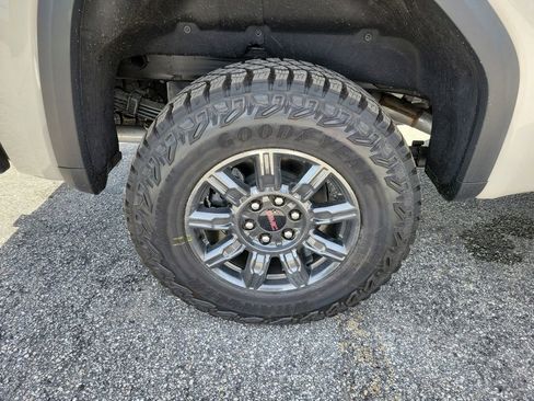 New 2026 GMC Sierra 1500 AT4X AWD/4WD image 5