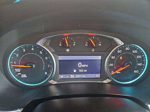 Used 2020 Chevrolet Traverse LT image 16