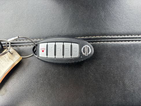 Used 2025 Nissan Altima 2.5 SV FWD image 21