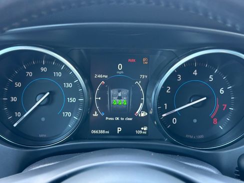 Used 2017 Jaguar F-PACE Prestige AWD/4WD image 25