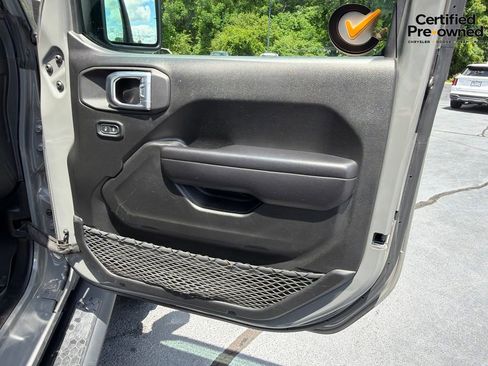 Certified 2021 Jeep Wrangler Unlimited Sport w/ Sun And Sound Package AWD/4WD image 34