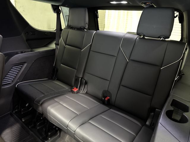 Certified 2024 Cadillac Escalade Premium Luxury w/ Performance Package AWD/4WD image 16