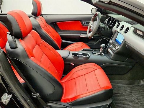 Used 2016 Ford Mustang GT Premium w/ Equipment Group 401A RWD image 24