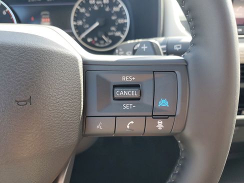 New 2025 Nissan Rogue SV AWD/4WD image 14