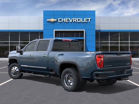 New 2026 Chevrolet Silverado 3500 High Country w/ High Country Premium Package AWD/4WD image 3