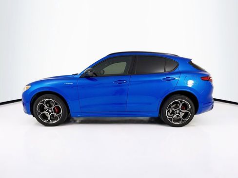Used 2023 Alfa Romeo Stelvio Veloce AWD/4WD image 2