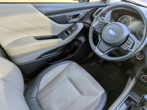 Used 2020 Subaru Forester Limited image 33