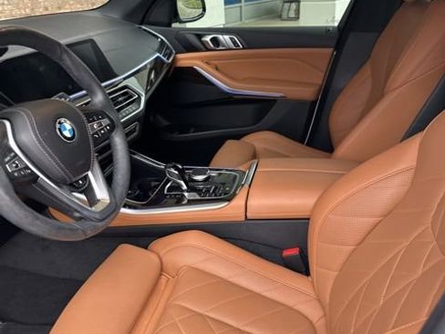 Used 2023 BMW X5 xDrive40i w/ Premium Package image 3