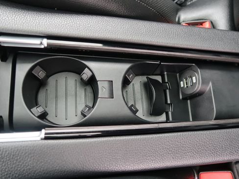 Used 2018 Porsche Panamera 4S image 47