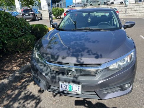 Used 2016 Honda Civic EX-L image 2