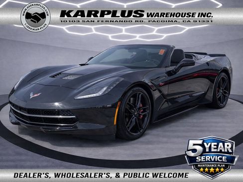 Used 2018 Chevrolet Corvette Stingray Convertible w/ 1LT RWD image 1