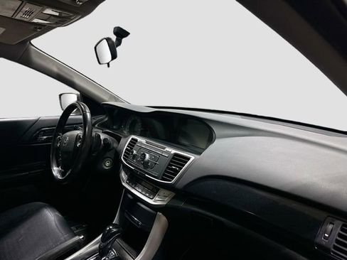 Used 2015 Honda Accord Sport image 28