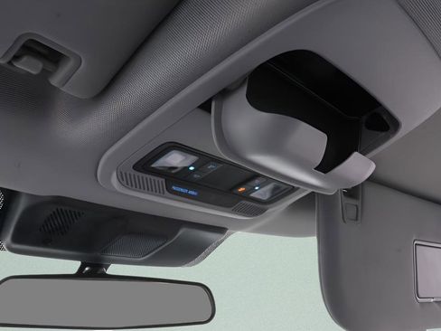 Used 2023 Ford F150 XLT w/ XTR Package image 17