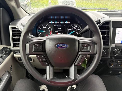Used 2022 Ford F350 XLT w/ XLT Premium Package AWD/4WD image 20