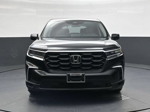 Used 2023 Honda Pilot LX image 10