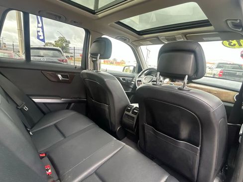 Used 2013 Mercedes-Benz GLK 350 4MATIC image 12