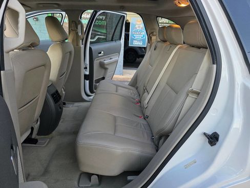 Used 2010 Ford Edge Limited image 22