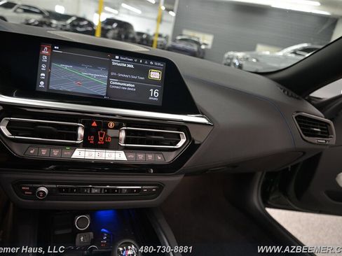 Used 2025 BMW Z4 M40i w/ Premium Package image 25