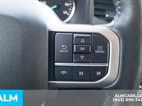 Used 2024 Ford Expedition XLT image 12